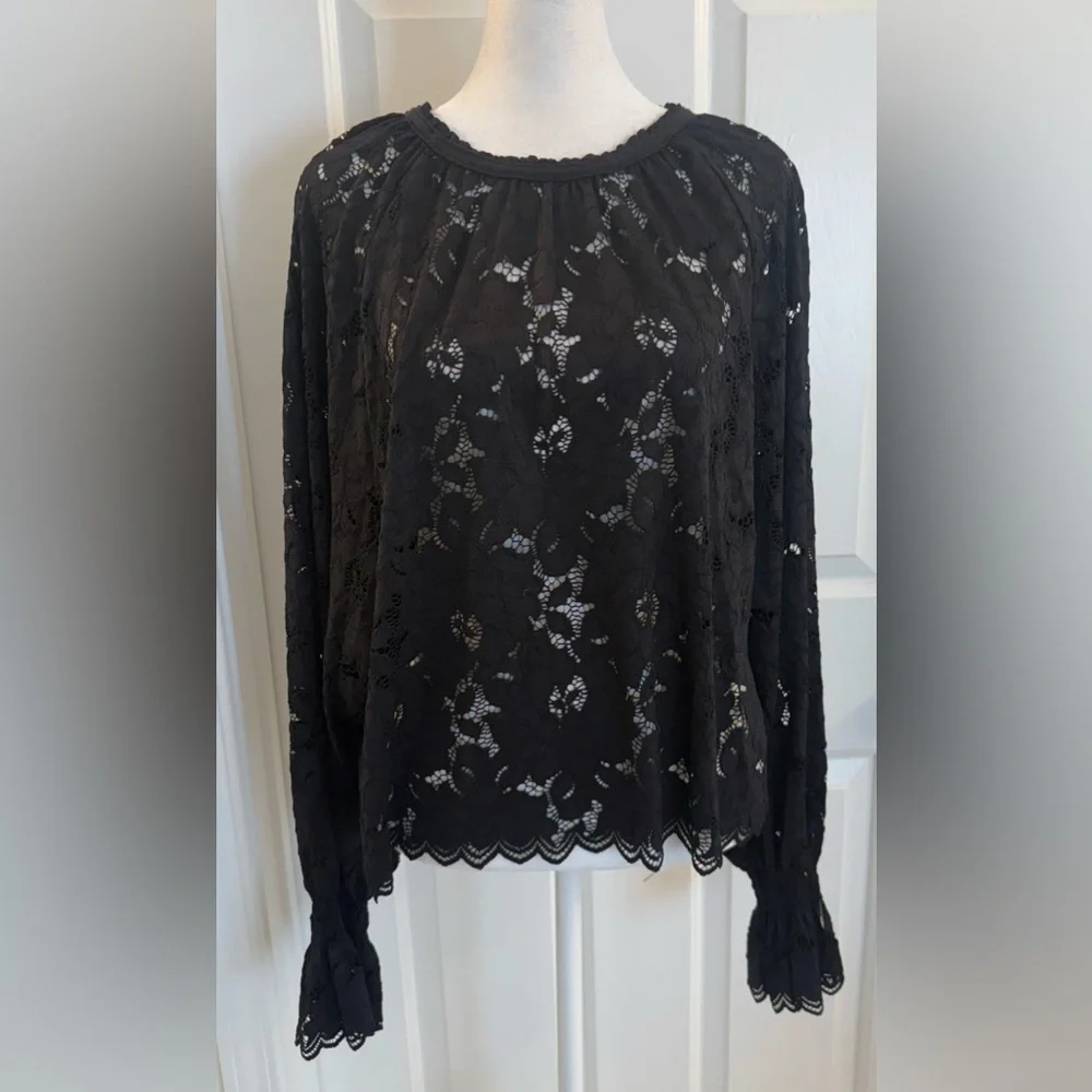 Free People Olivia lace top Blouse Black S Small Long Sleeve